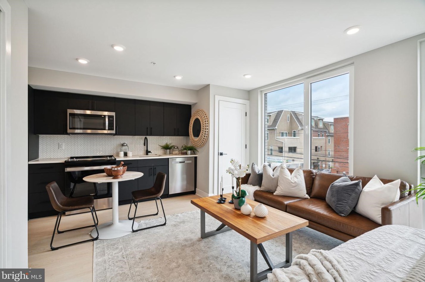 6604 Ridge Ave #unit 308, Philadelphia, PA 19128