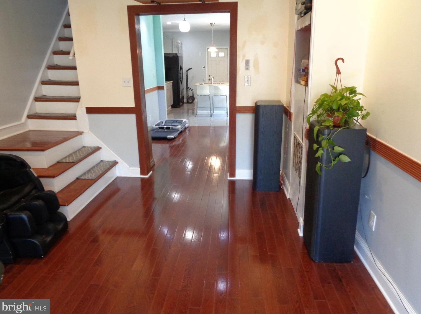 237 Somerville Ave, Philadelphia PA 19120-3223 exterior