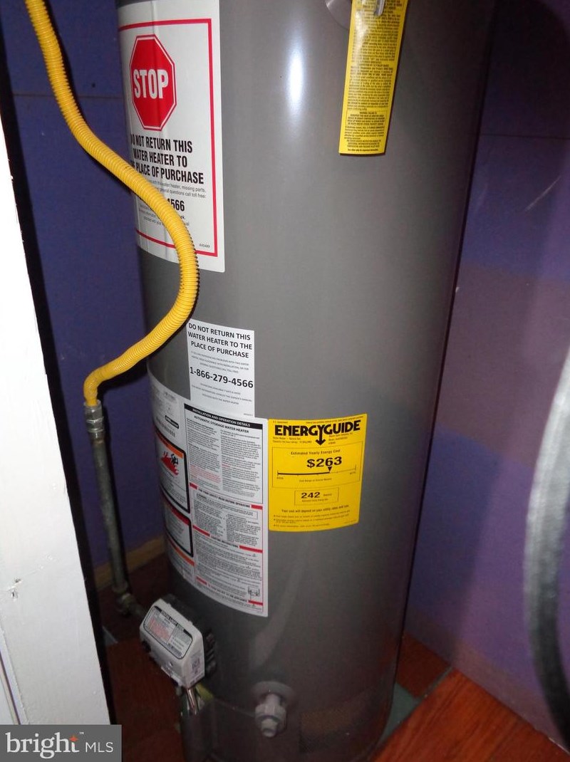 237 Somerville Ave, Philadelphia PA 19120-3223 exterior