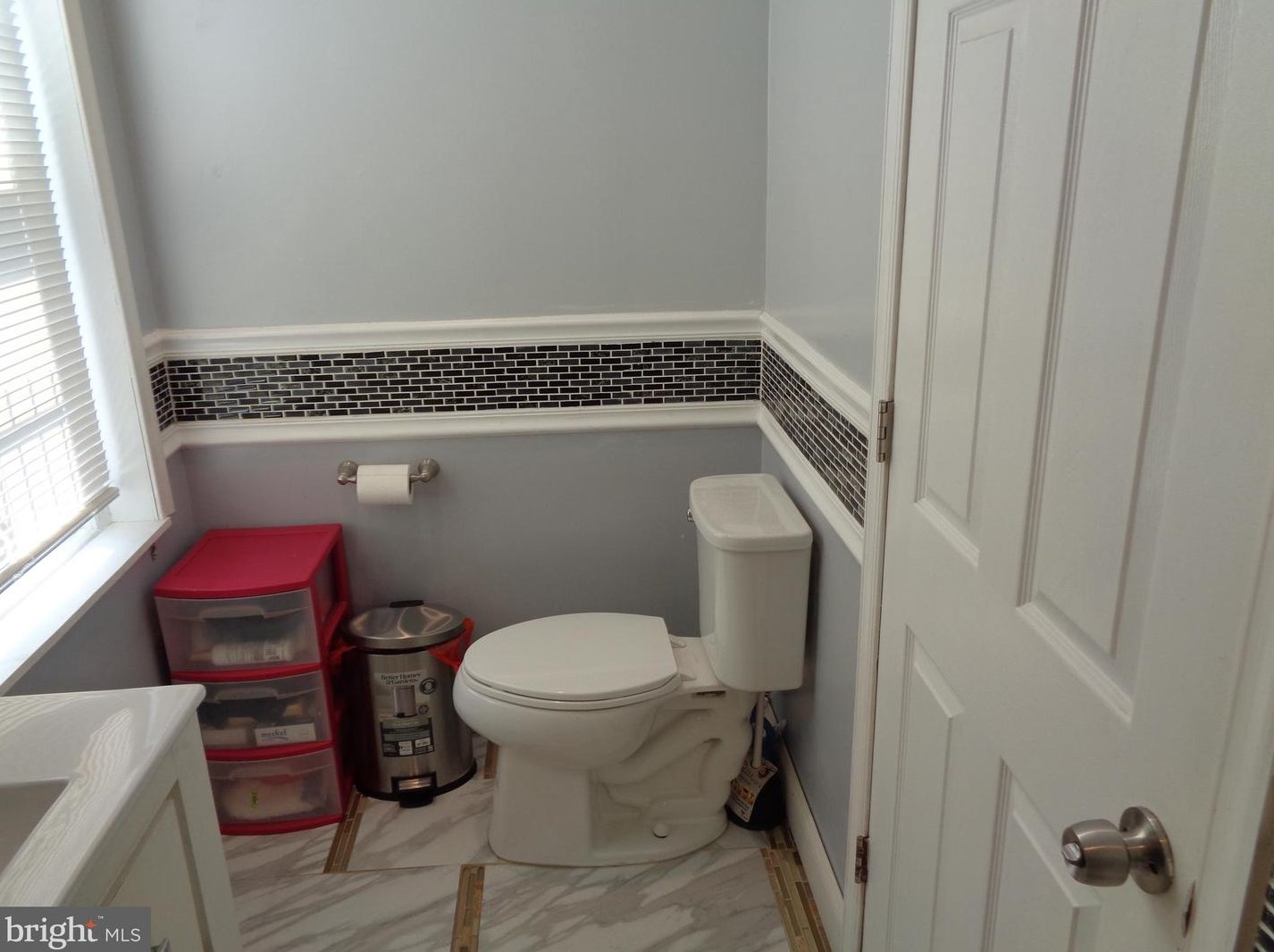 237 Somerville Ave, Philadelphia PA 19120-3223 exterior