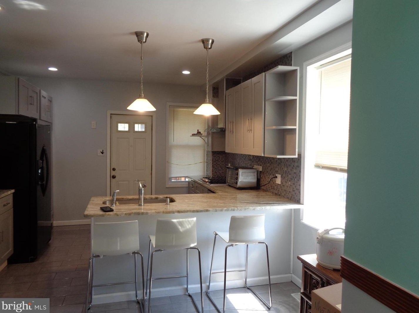 237 Somerville Ave, Philadelphia PA 19120-3223 exterior