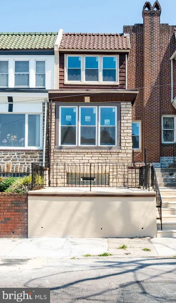 1519 Conlyn St, Philadelphia, PA 19141-2507