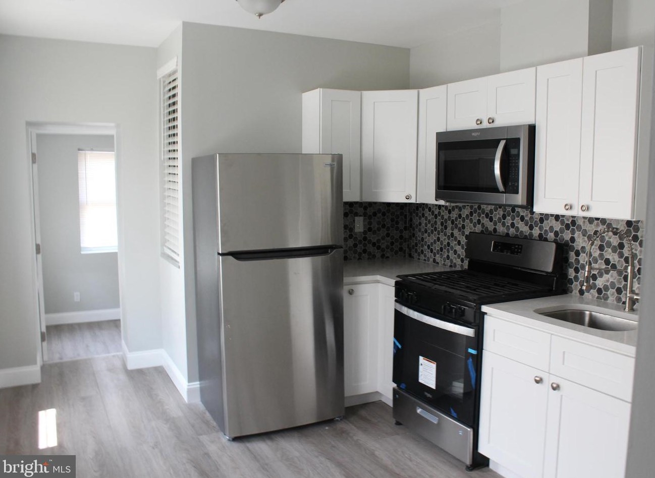 1626 S 6th St #2nd Floor, Philadelphia, PA 19148