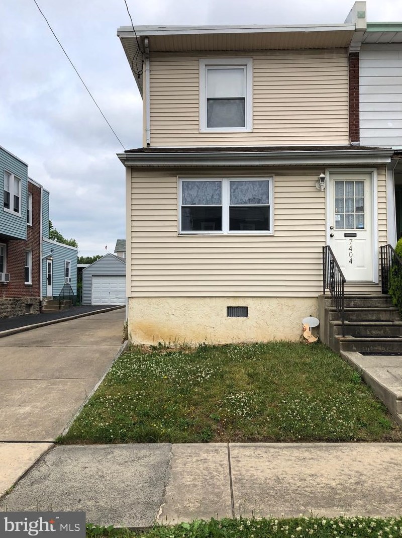 7404 Lawndale Ave, Philadelphia, PA 19111-3629