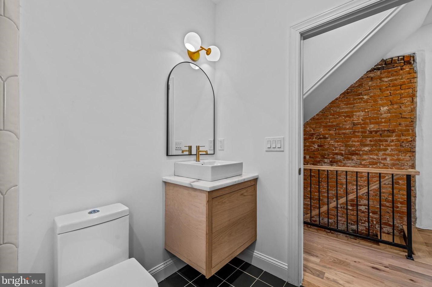 1106 Watkins St, Philadelphia PA  19148-1521 exterior