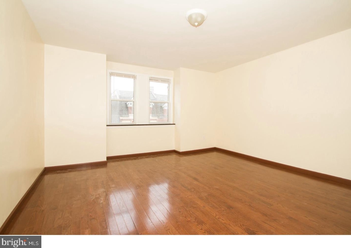 4446 Sansom St #2f, Philadelphia, PA 19104