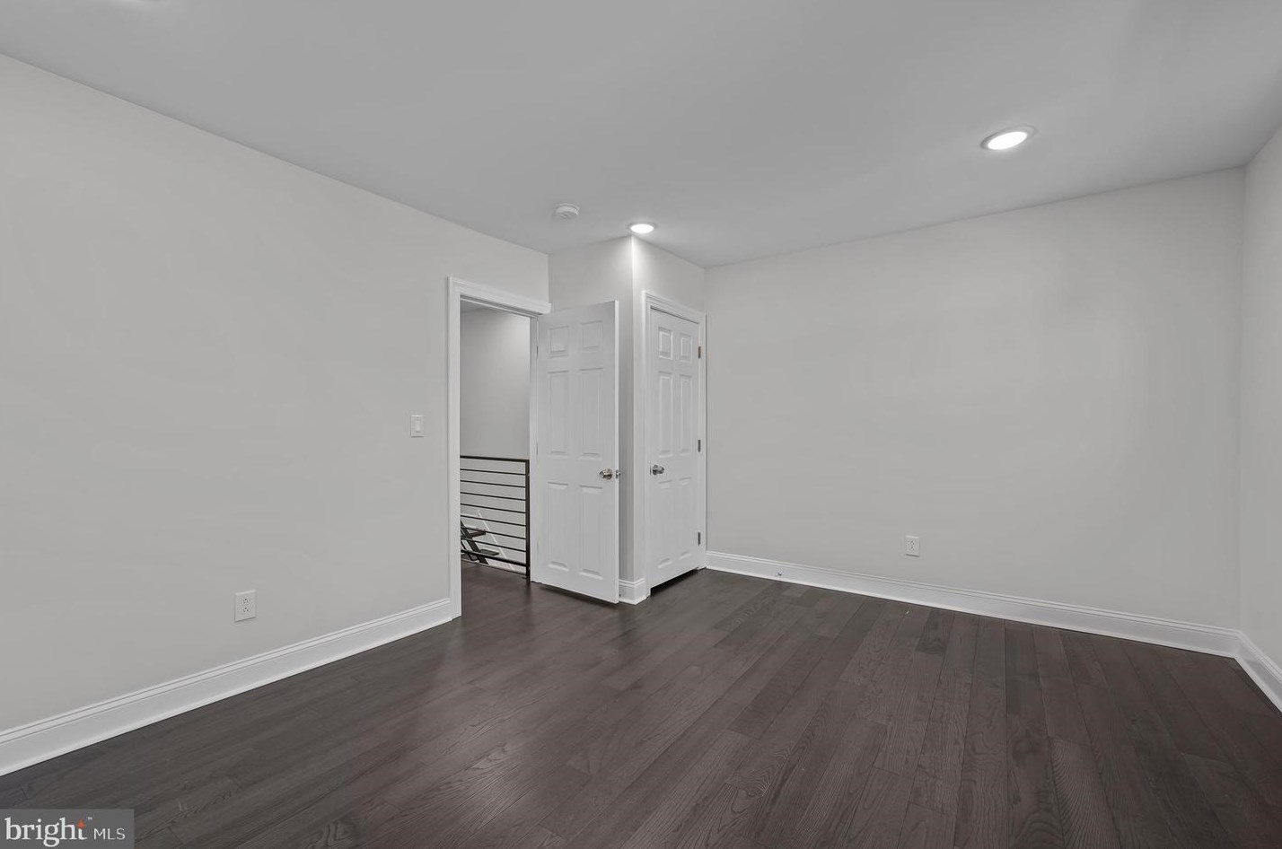 6012 Cedarhurst St, Philadelphia PA  19143-3105 exterior