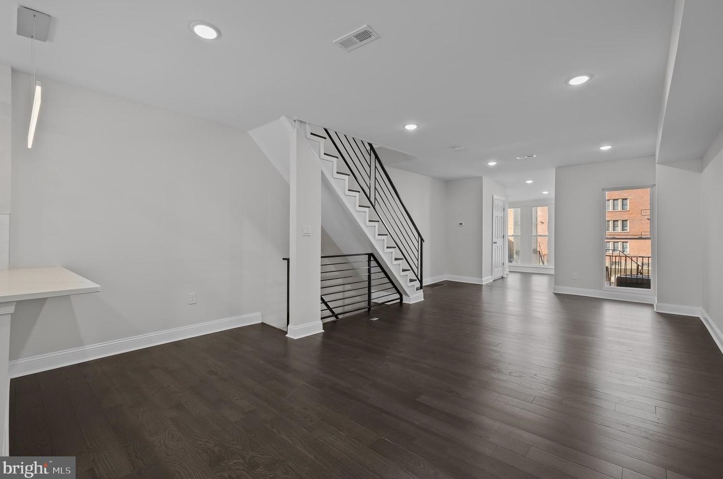 6012 Cedarhurst St, Philadelphia PA  19143-3105 exterior