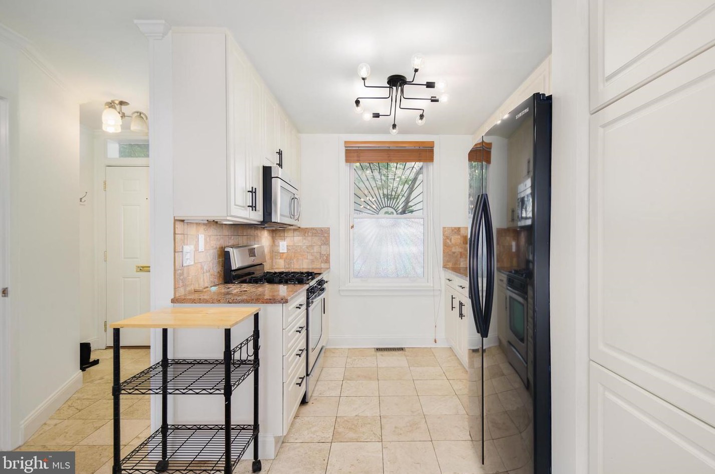 207 S Jessup St, Philadelphia, PA 19107