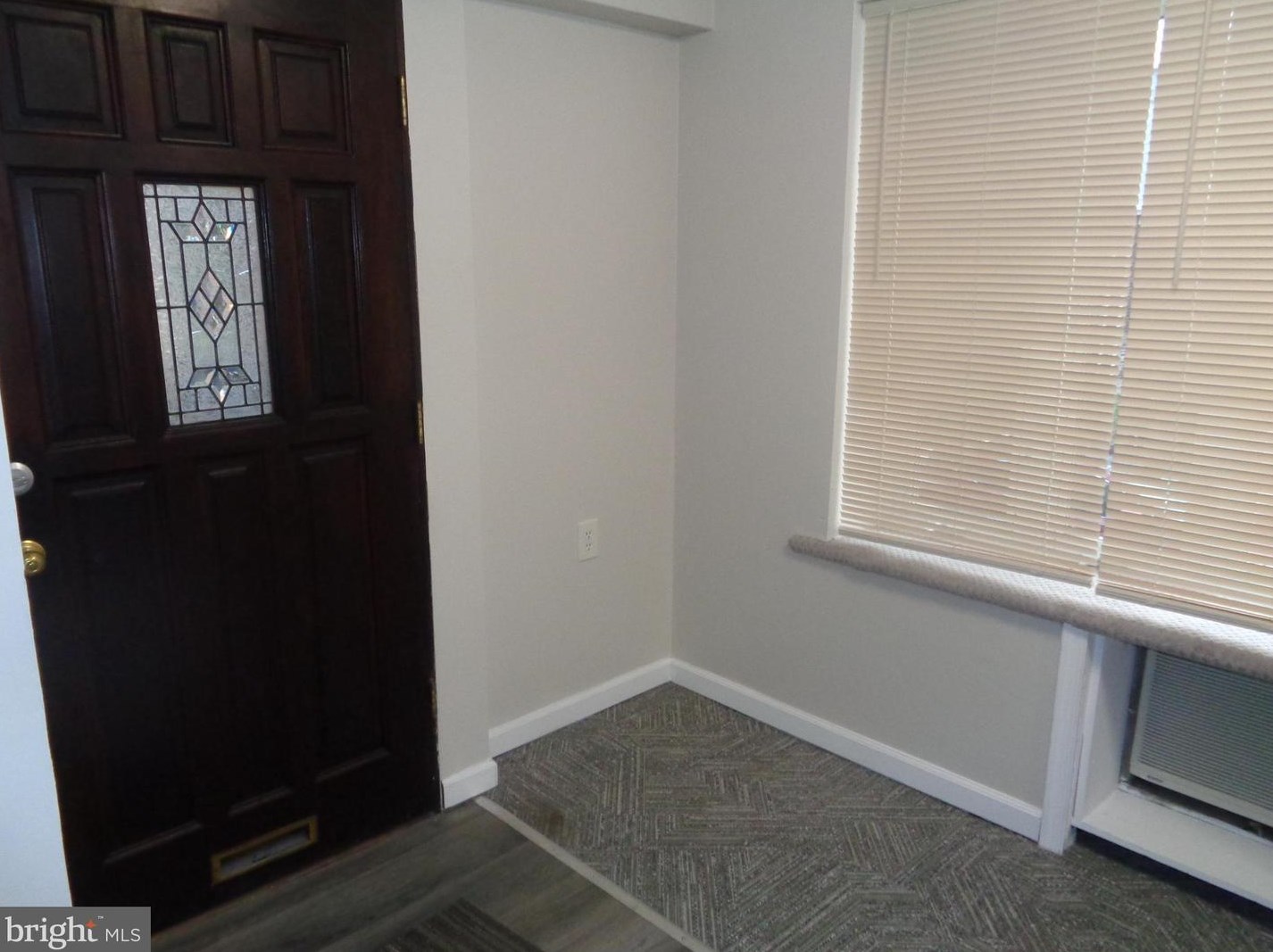 4611 Kraydor St, Philadelphia, PA 19136-2821