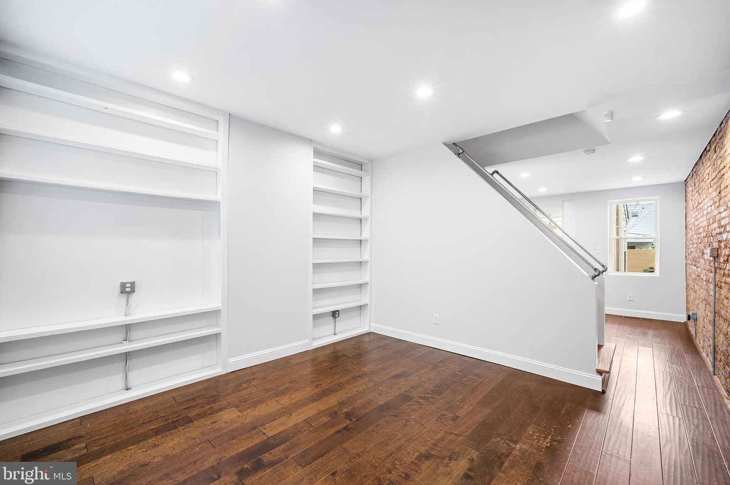 2026 Huntingdon St, Philadelphia PA  19125-1445 exterior