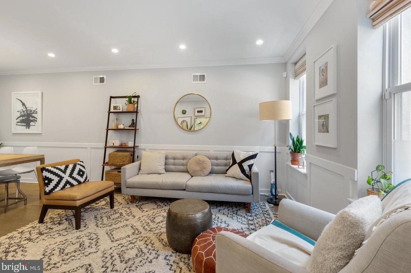 2136 Pemberton St, Philadelphia, PA 19146