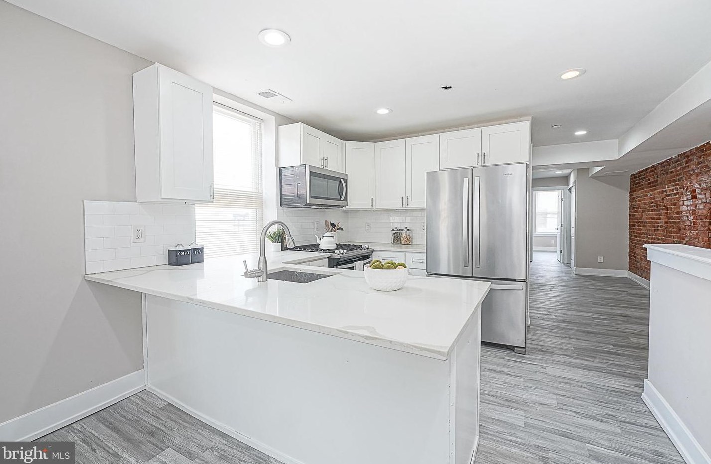 2826 Master St, Philadelphia, PA 19121-3645