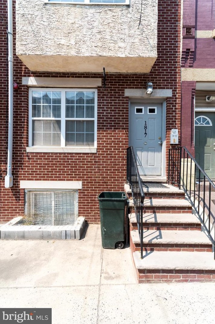 1817 W Berks St #1, Philadelphia, PA 19121