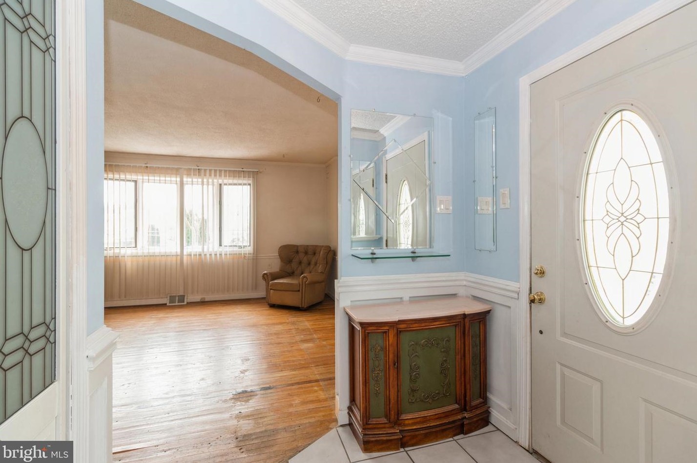 10817 Kelvin Ave, Philadelphia, PA 19116-3409