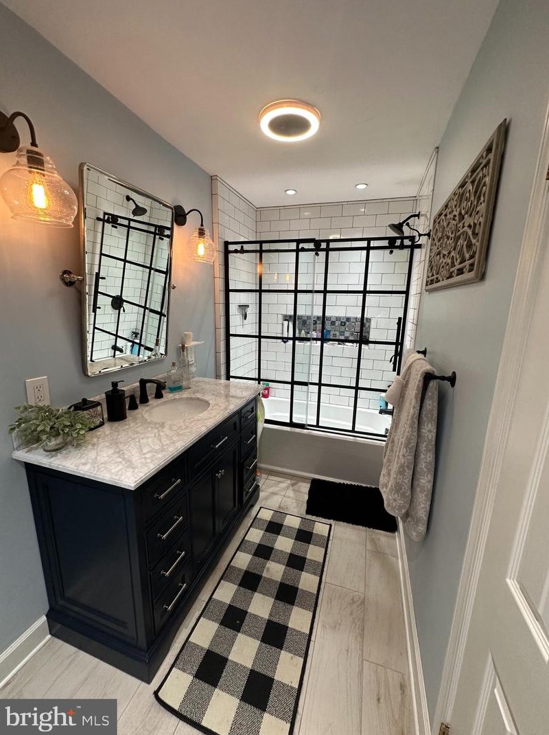 214 Wickley Rd, Philadelphia PA 19154-4338 exterior