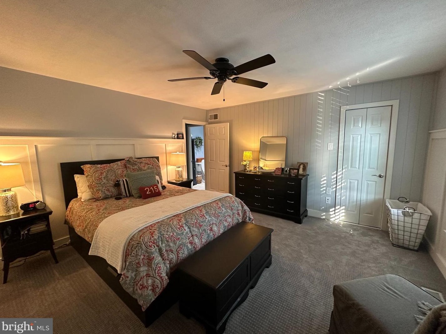 214 Wickley Rd, Philadelphia PA 19154-4338 exterior