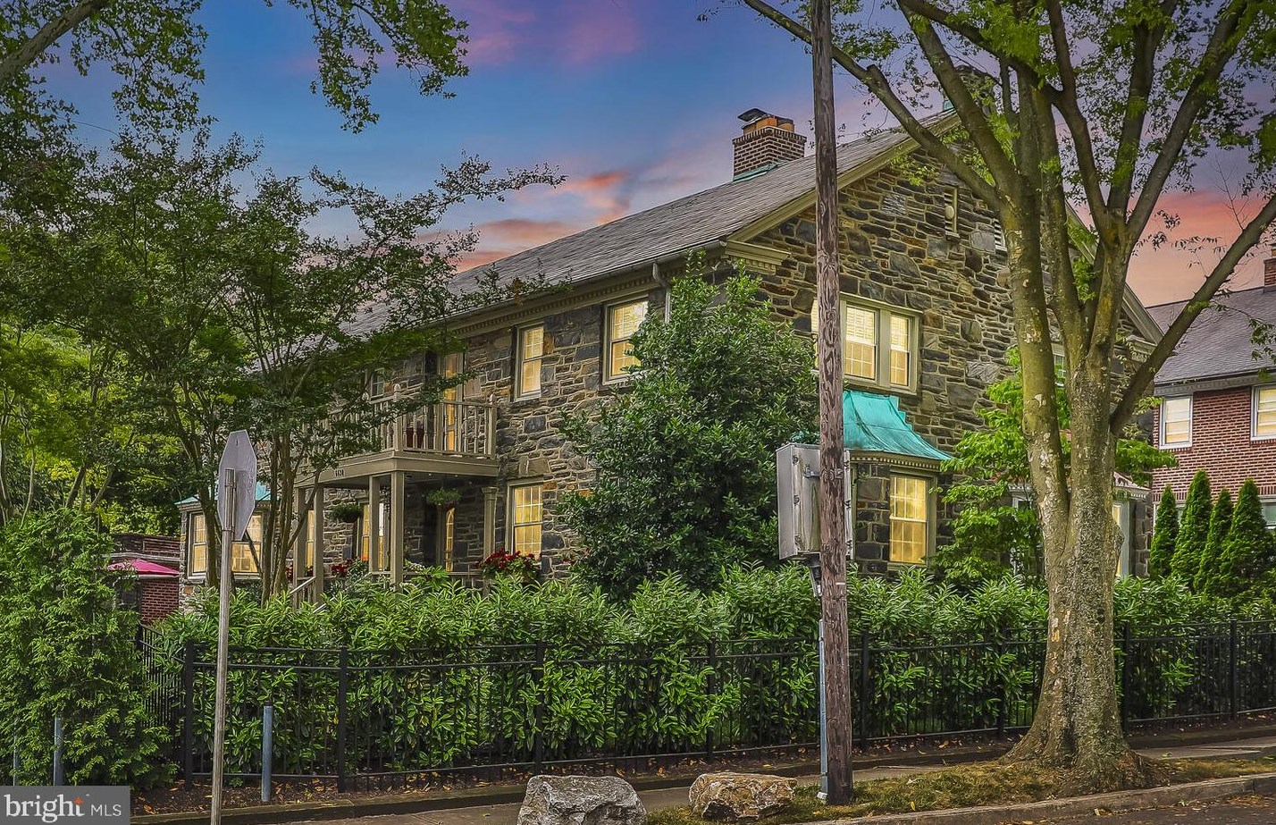 500 Arbutus St, Philadelphia PA  19119-3501 exterior