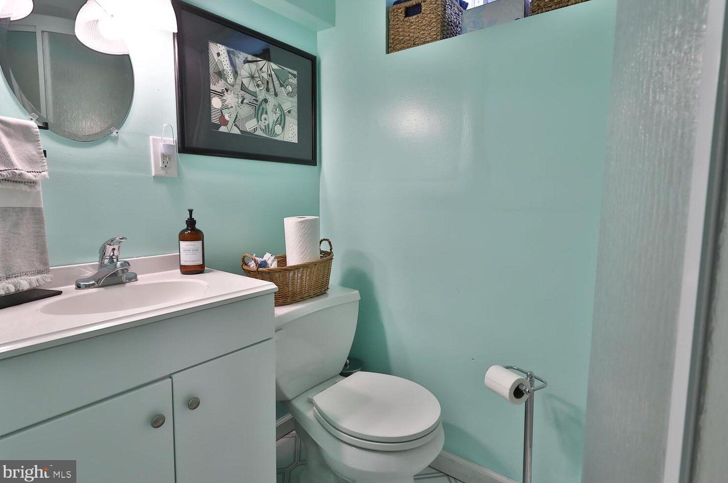 500 Arbutus St, Philadelphia PA  19119-3501 exterior