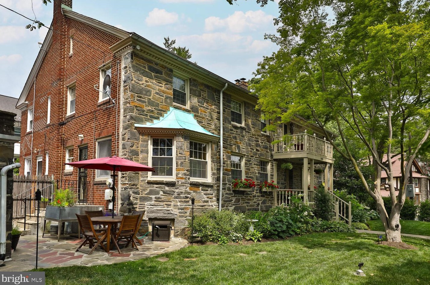 500 Arbutus St, Philadelphia PA  19119-3501 exterior