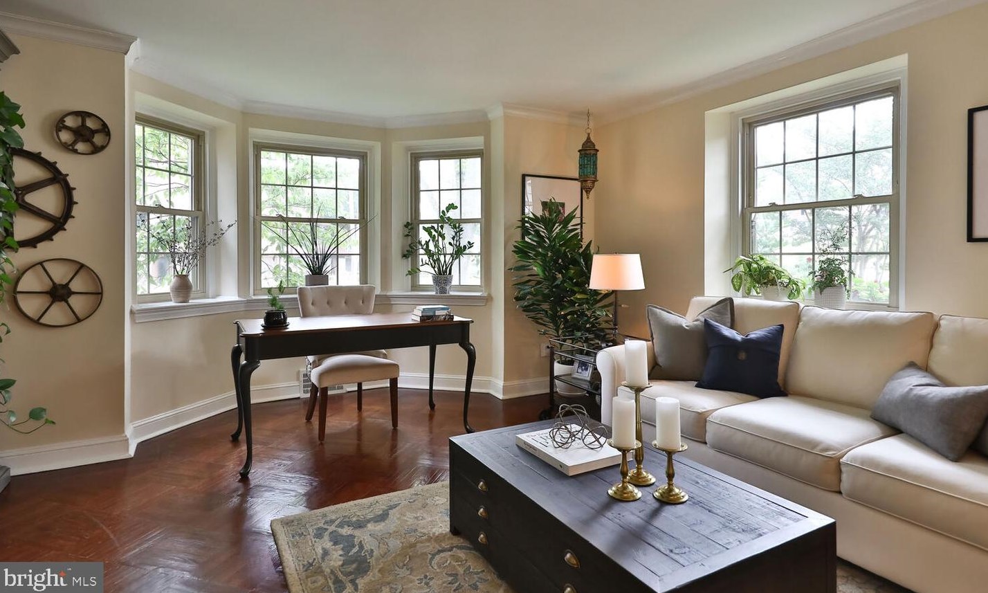 500 Arbutus St, Philadelphia PA  19119-3501 exterior