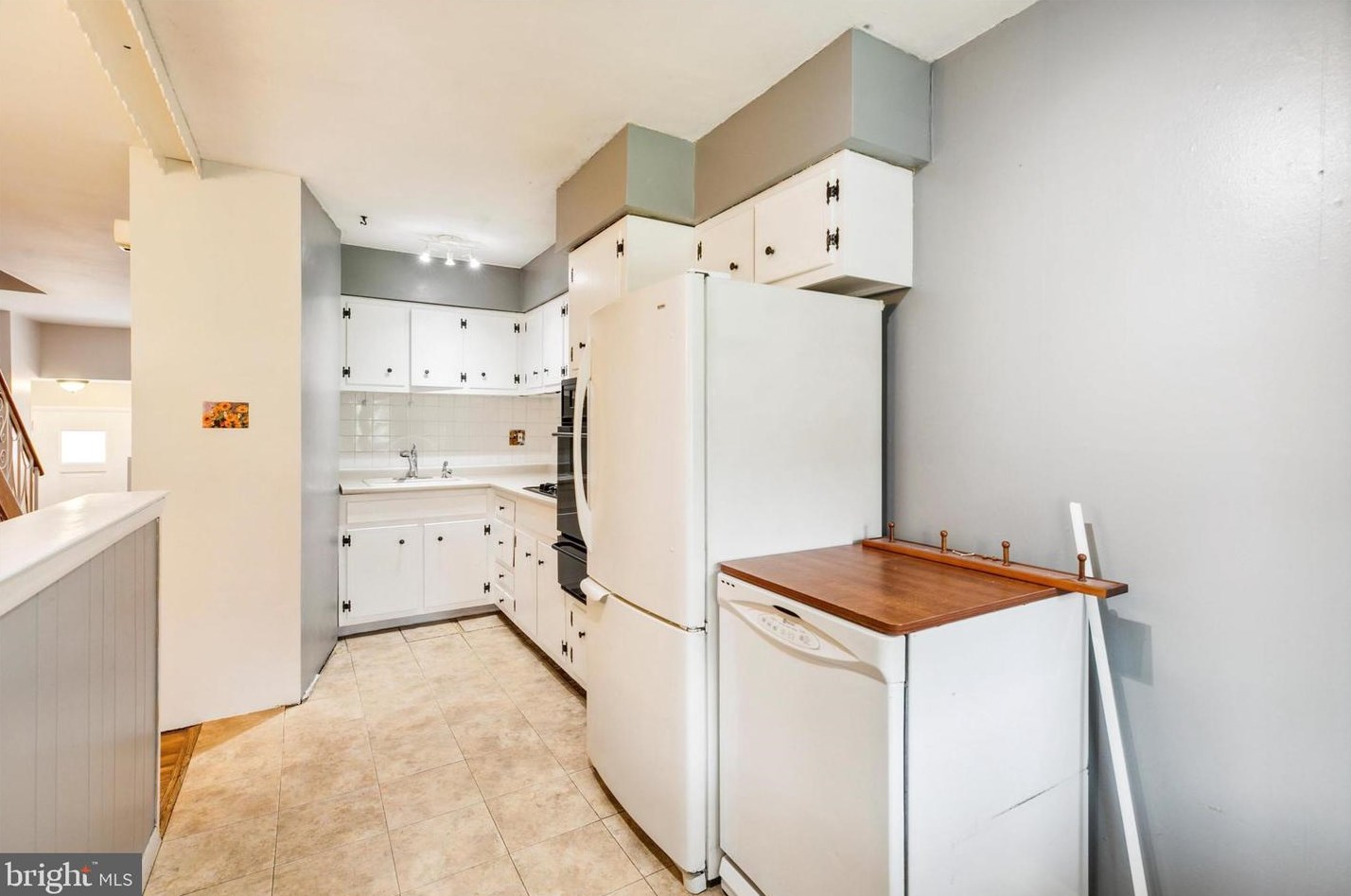 228 Rock St, Philadelphia PA  19128-3740 exterior