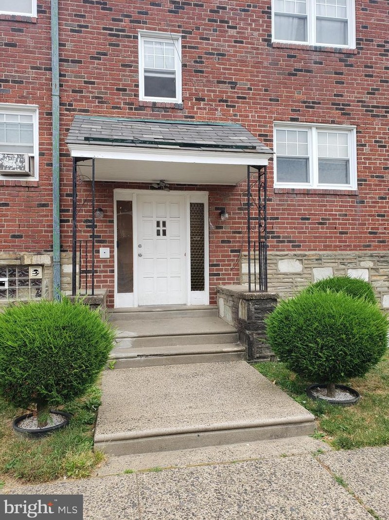 529 Mckinley St, Philadelphia, PA 19111