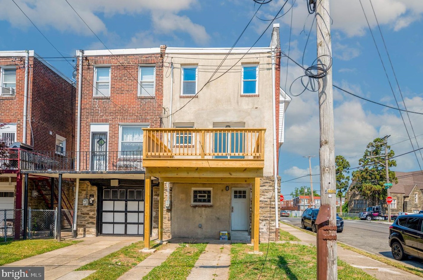 7365 Walnut Ln, Philadelphia PA  19138-1331 exterior