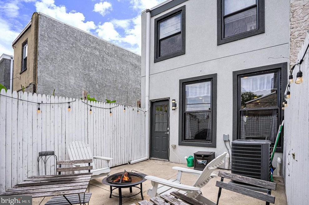 1306 25th St, Philadelphia PA 19121-4714 exterior