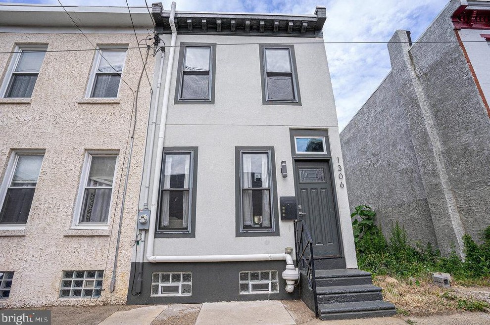 1306 25th St, Philadelphia PA 19121-4714 exterior