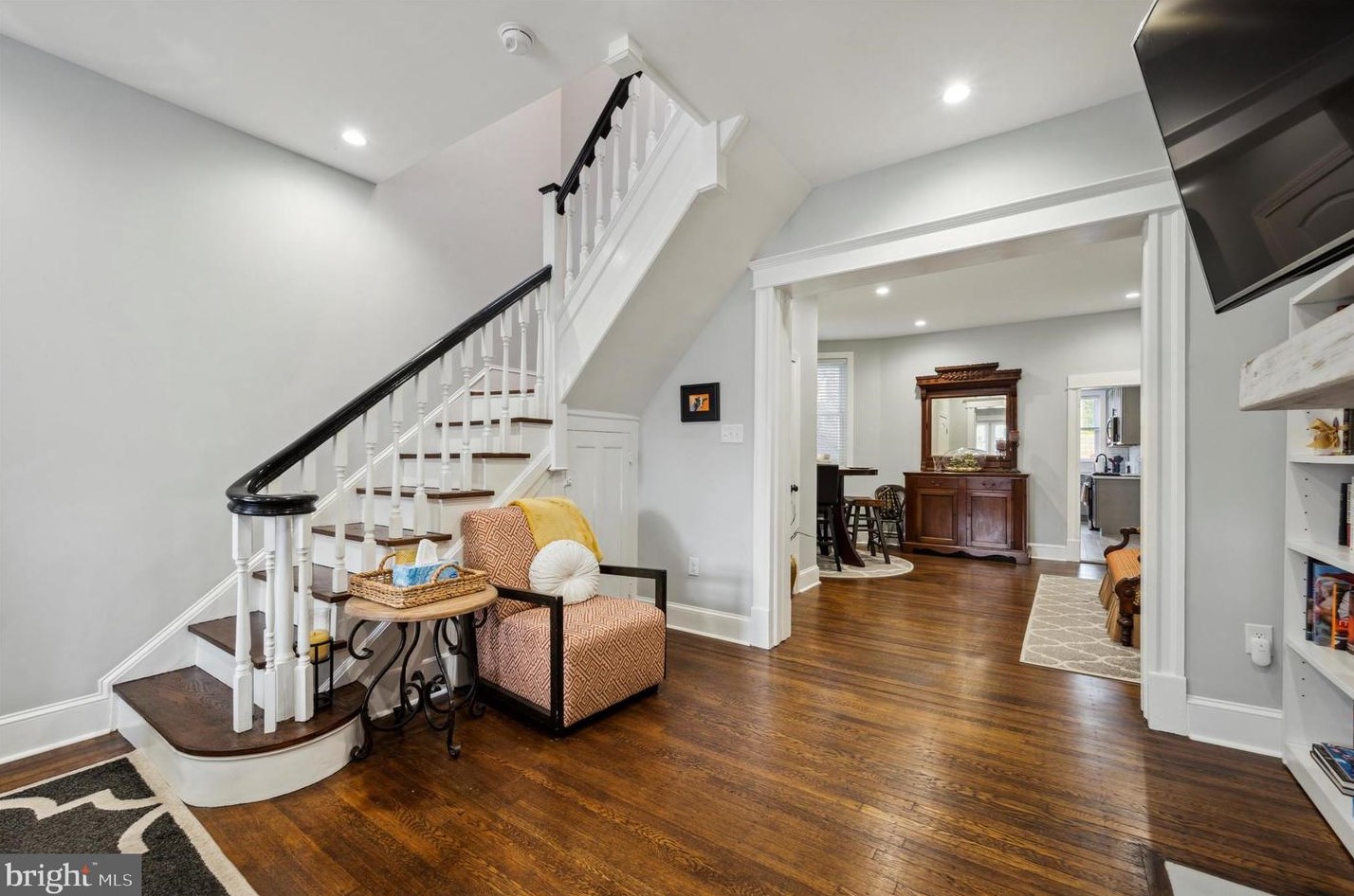 1113 Divinity St, Philadelphia PA  19143-4301 exterior