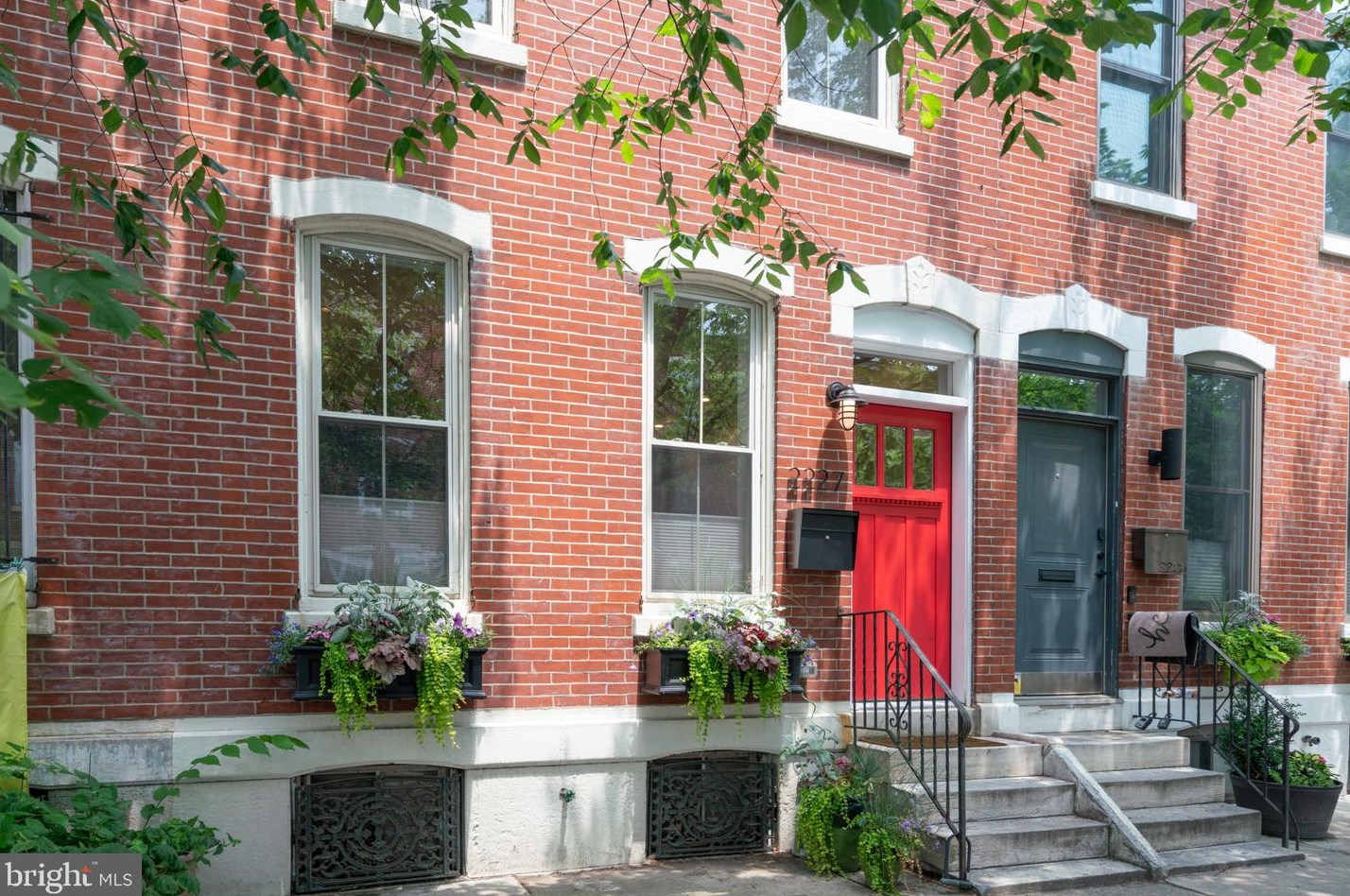 2227 Christian St, Philadelphia, PA 19146