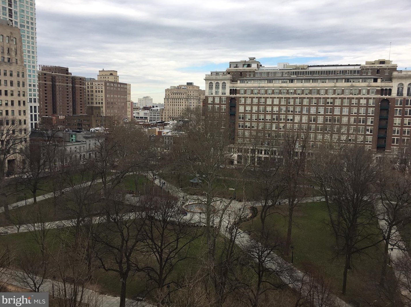 604 S Washington Sq Apt 1104, Philadelphia, PA 19106
