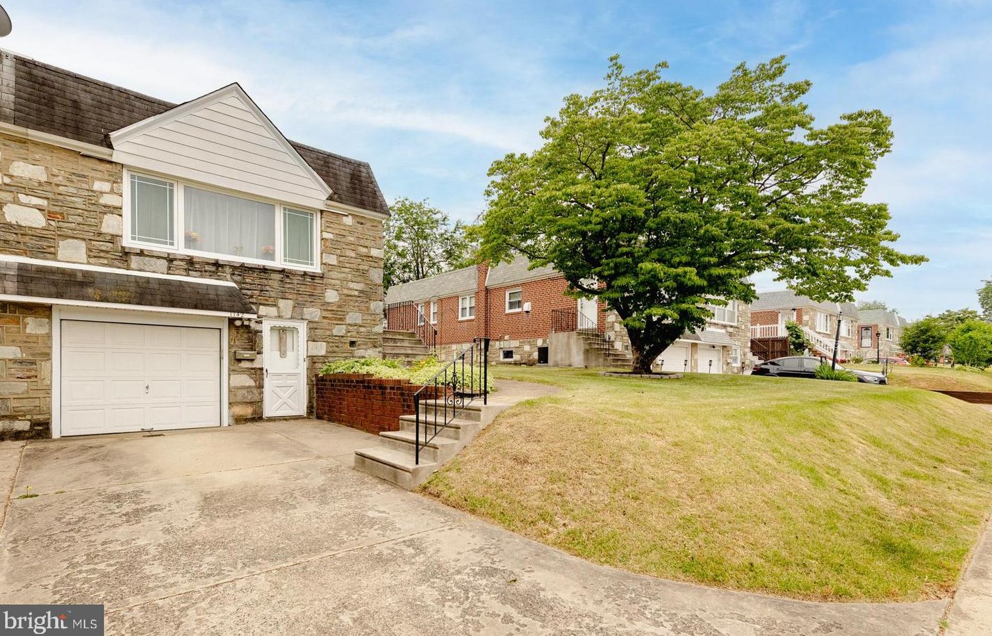 1142 Medway Rd, Philadelphia, PA 19115-2006