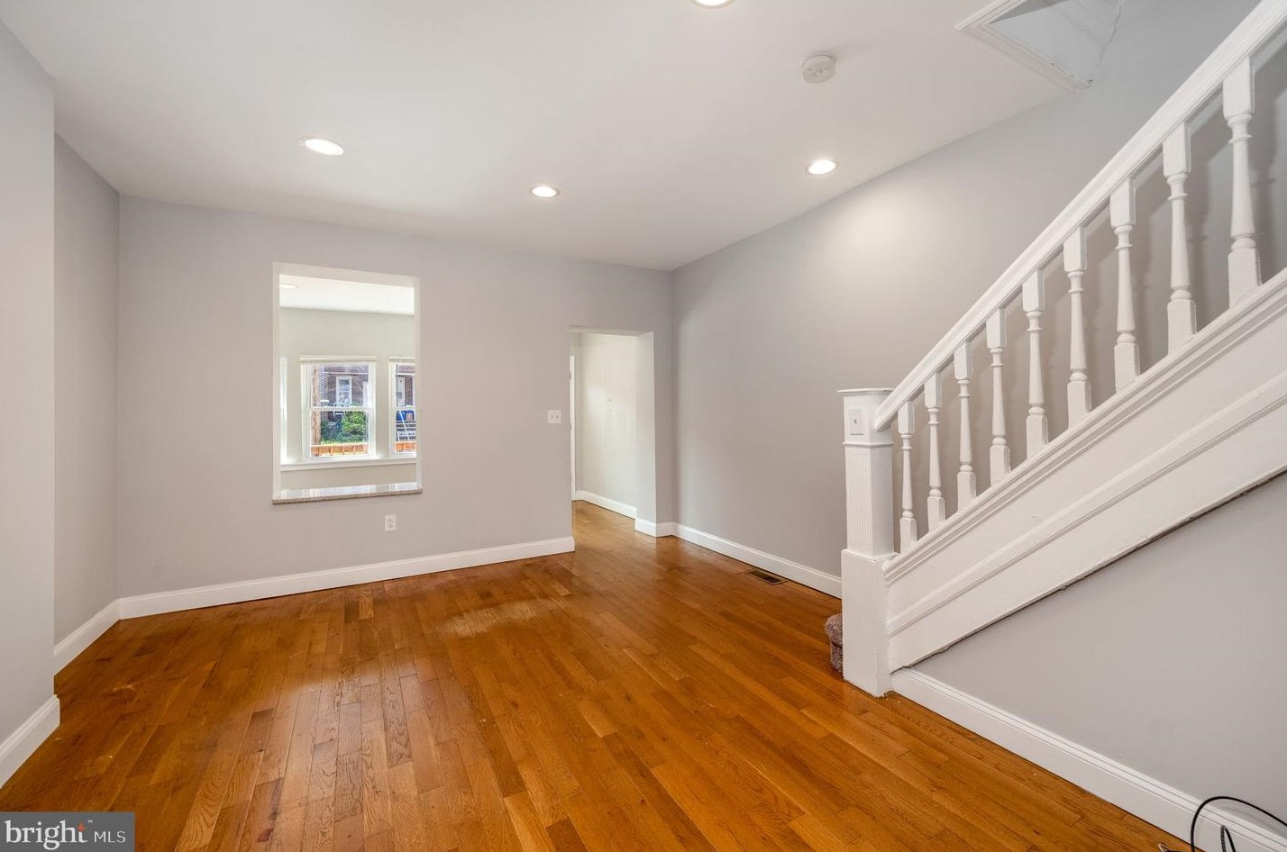 6653 Lansdowne Ave, Philadelphia, PA 19151-3026