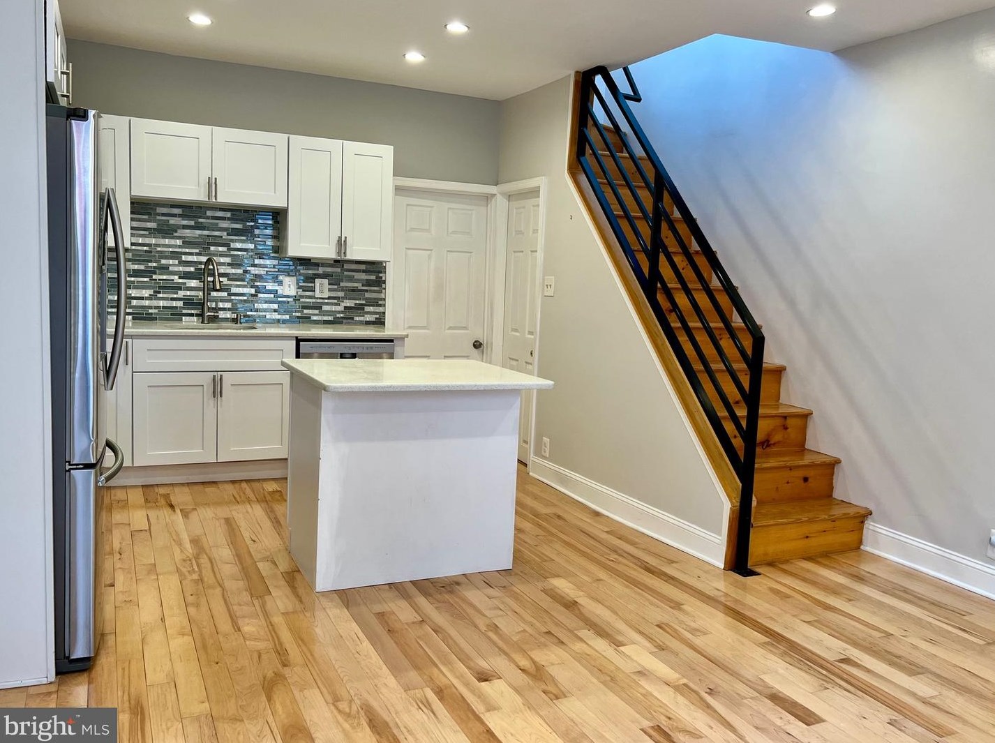 149 Palmer St, Philadelphia PA  19122-3220 exterior