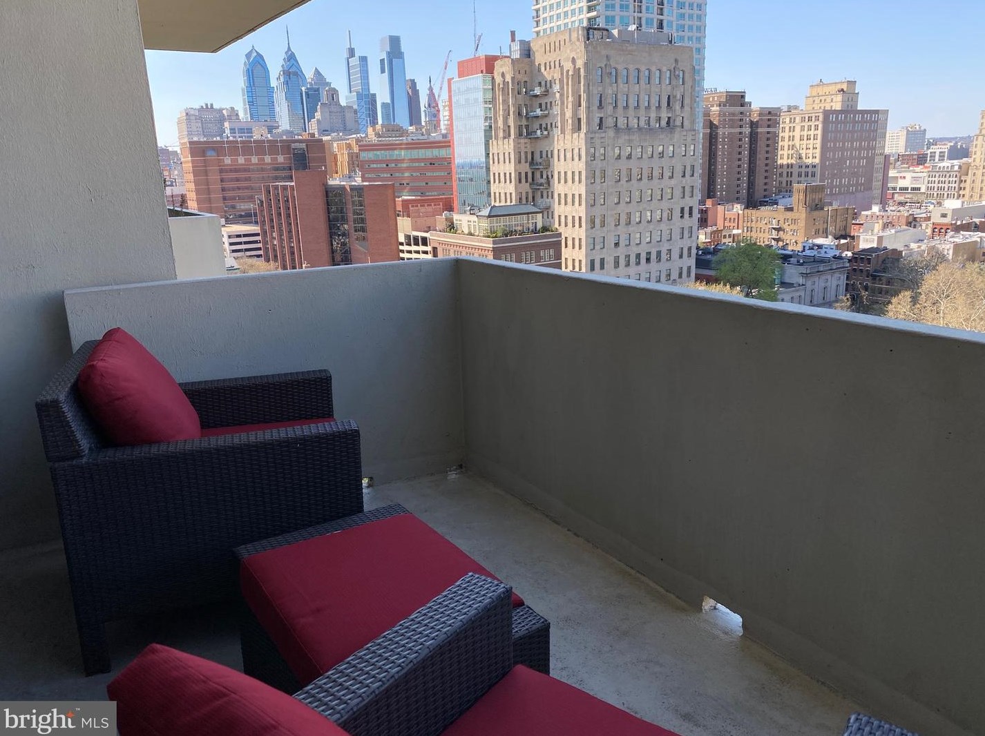 604 S Washington Sq Apt 1610, Philadelphia, PA 19106