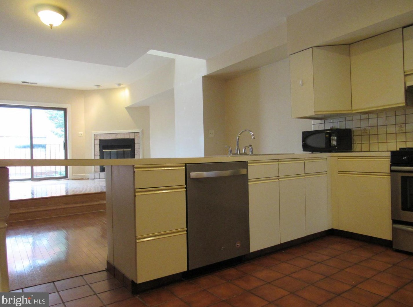 611 S Hancock St #2, Philadelphia, PA 19147