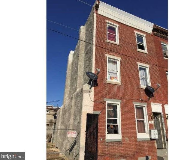 30 Silver St, Philadelphia, PA 19134-3310