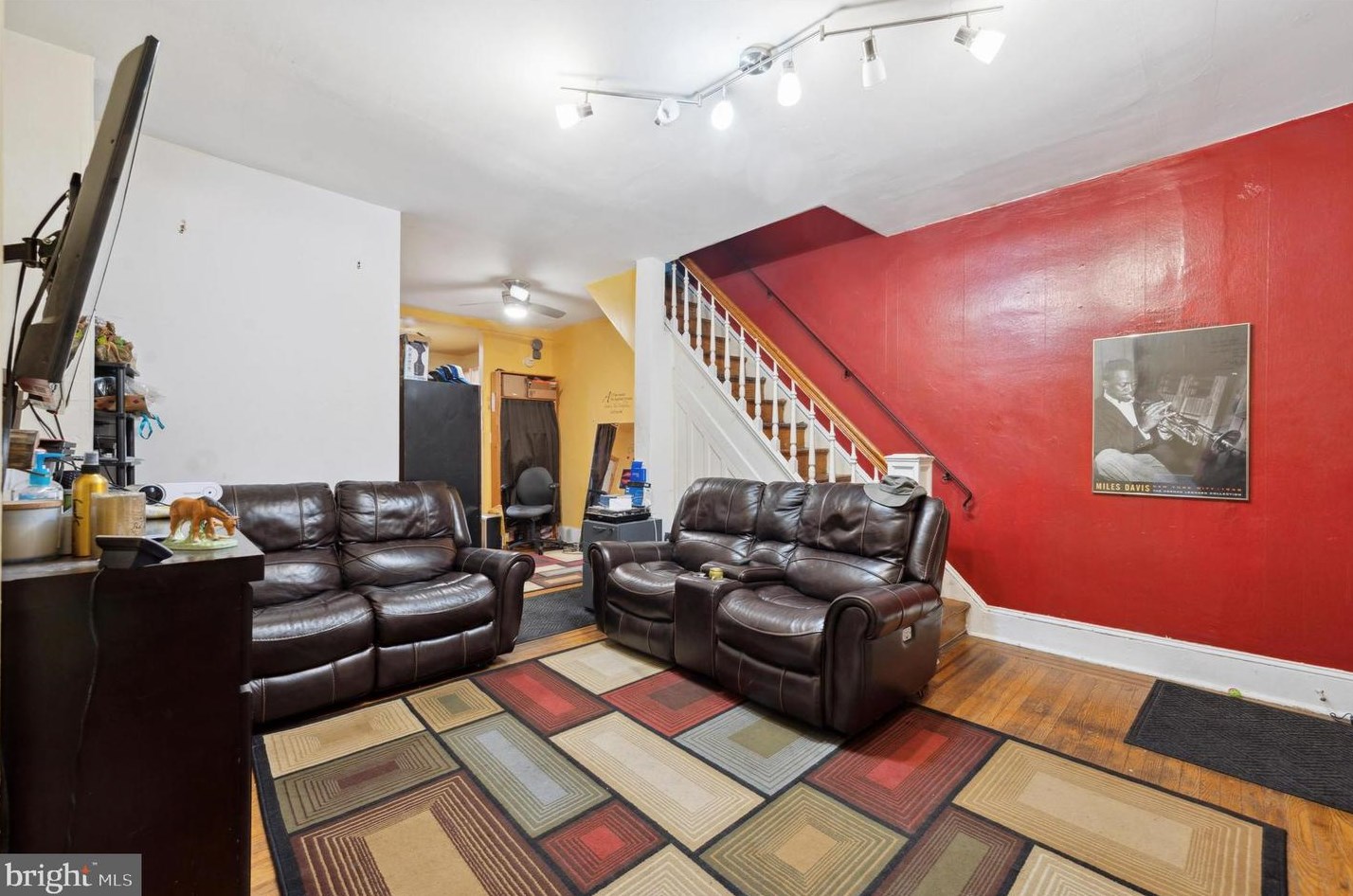 1733 Lindenwood St, Philadelphia PA  19131-3617 exterior