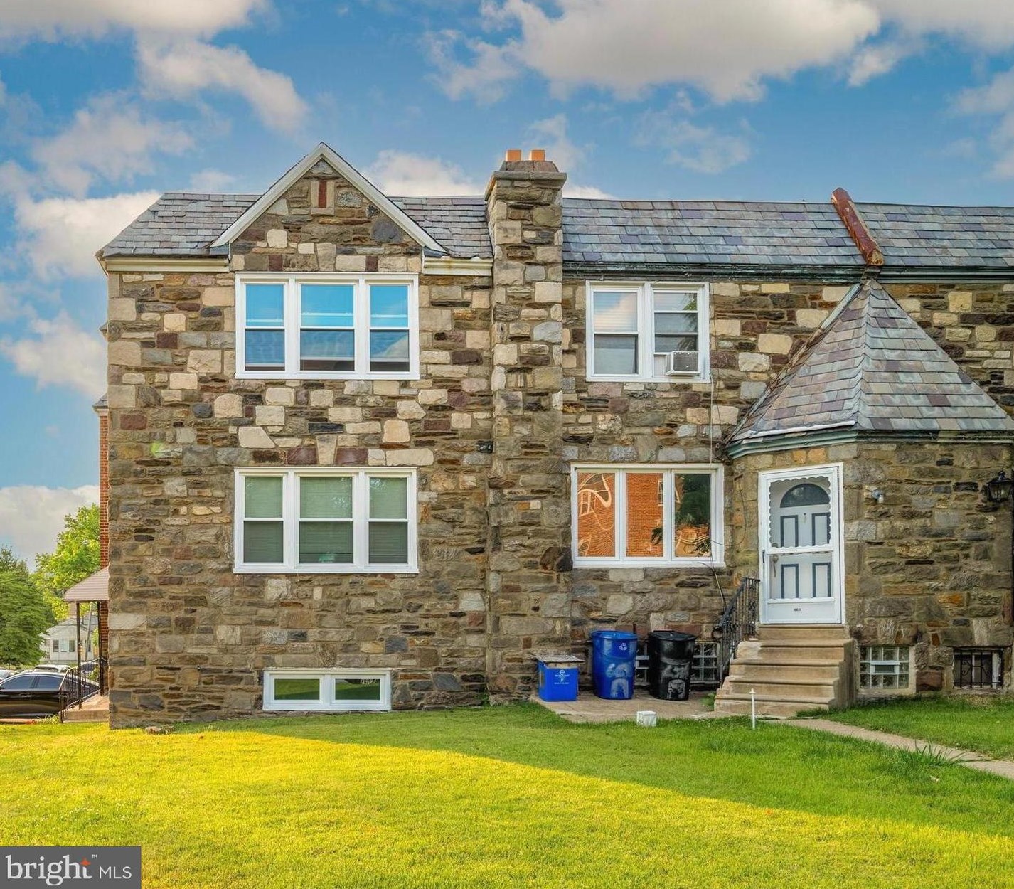 6033 Woodcrest Ave, Philadelphia, PA 19131-2217