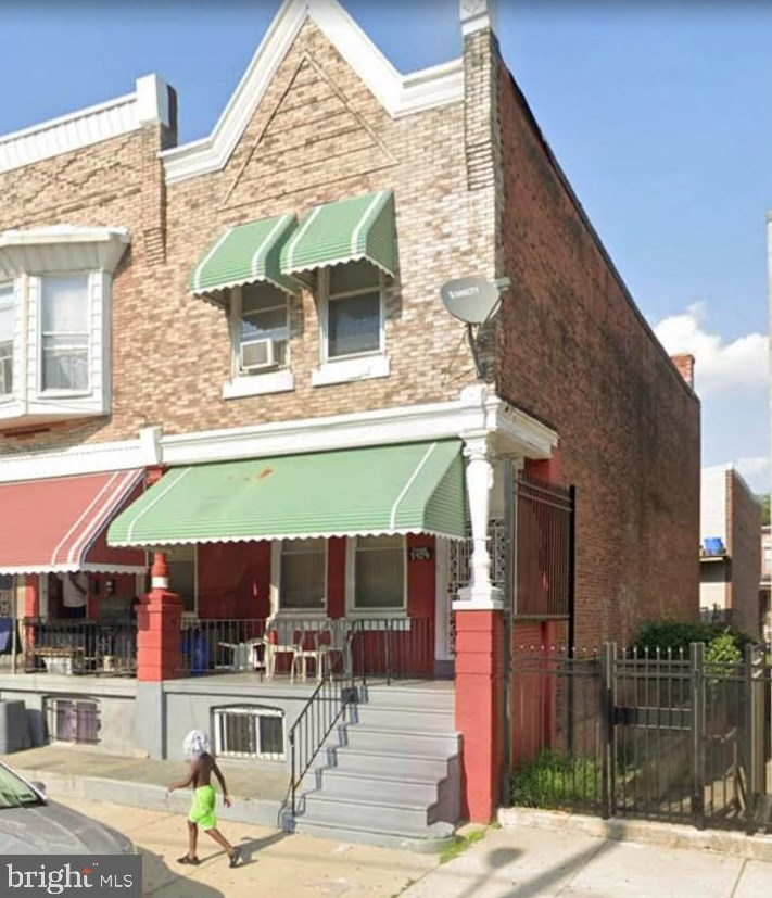 1429 54th St, Philadelphia PA  19143-4904 exterior