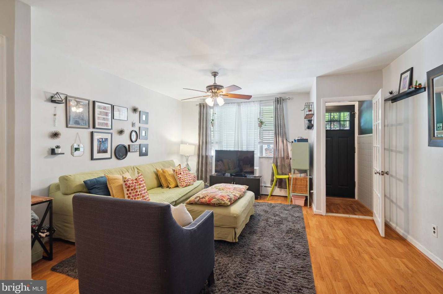 931 Mcclellan St, Philadelphia, PA 19148-1610