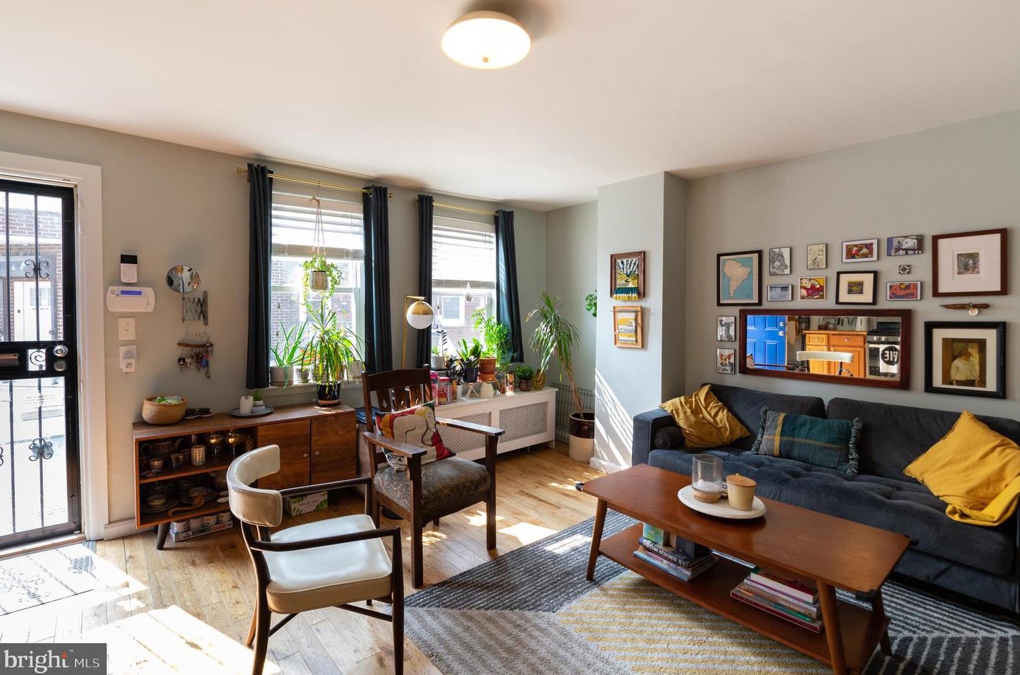 1655 S Bancroft St #unit 1, Philadelphia, PA 19145