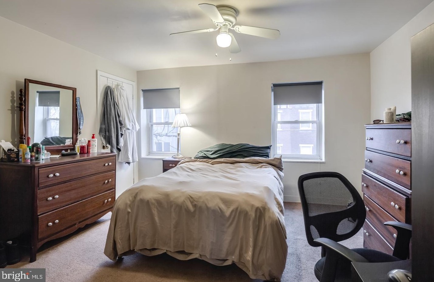 1534 S 4th St #unit 3, Philadelphia, PA 19147