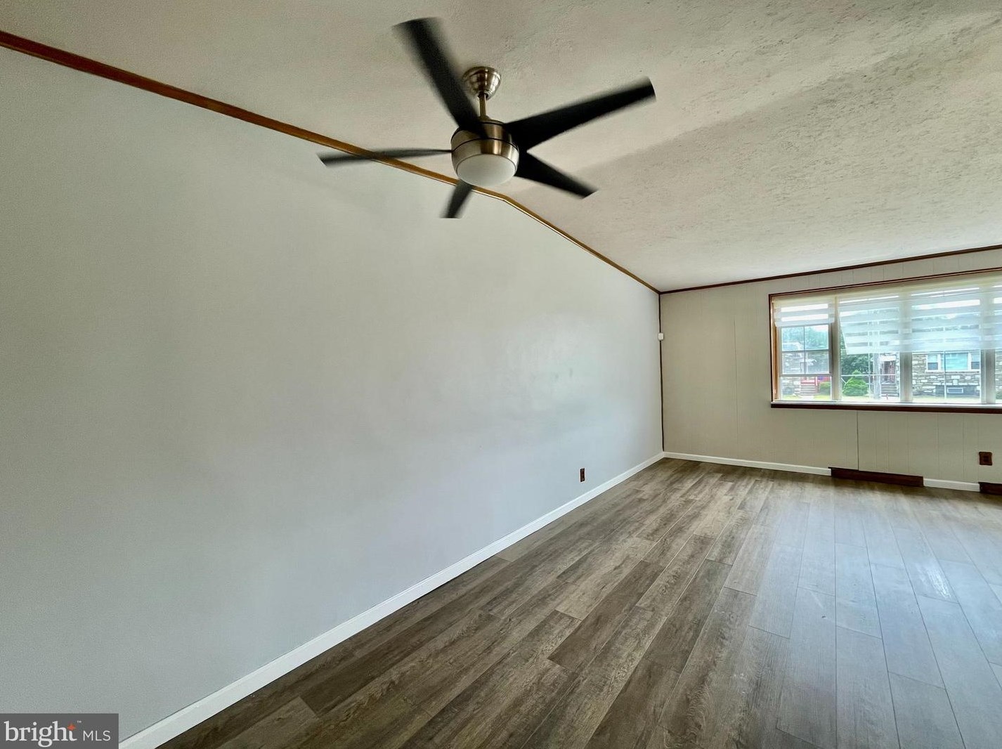 1405 Napfle Ave, Philadelphia PA  19111-3307 exterior