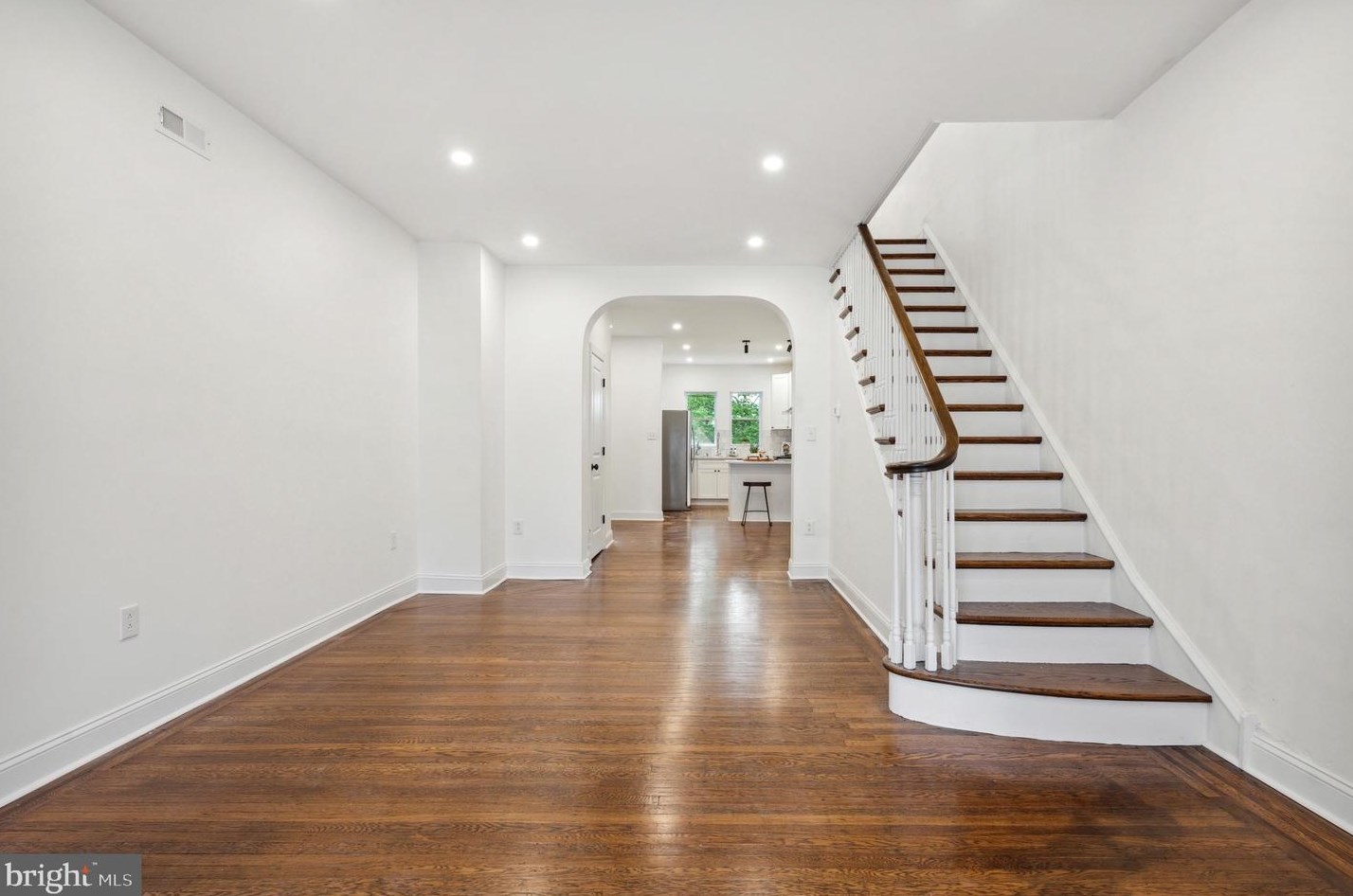 5835 Warrington Ave, Philadelphia, PA 19143-5215