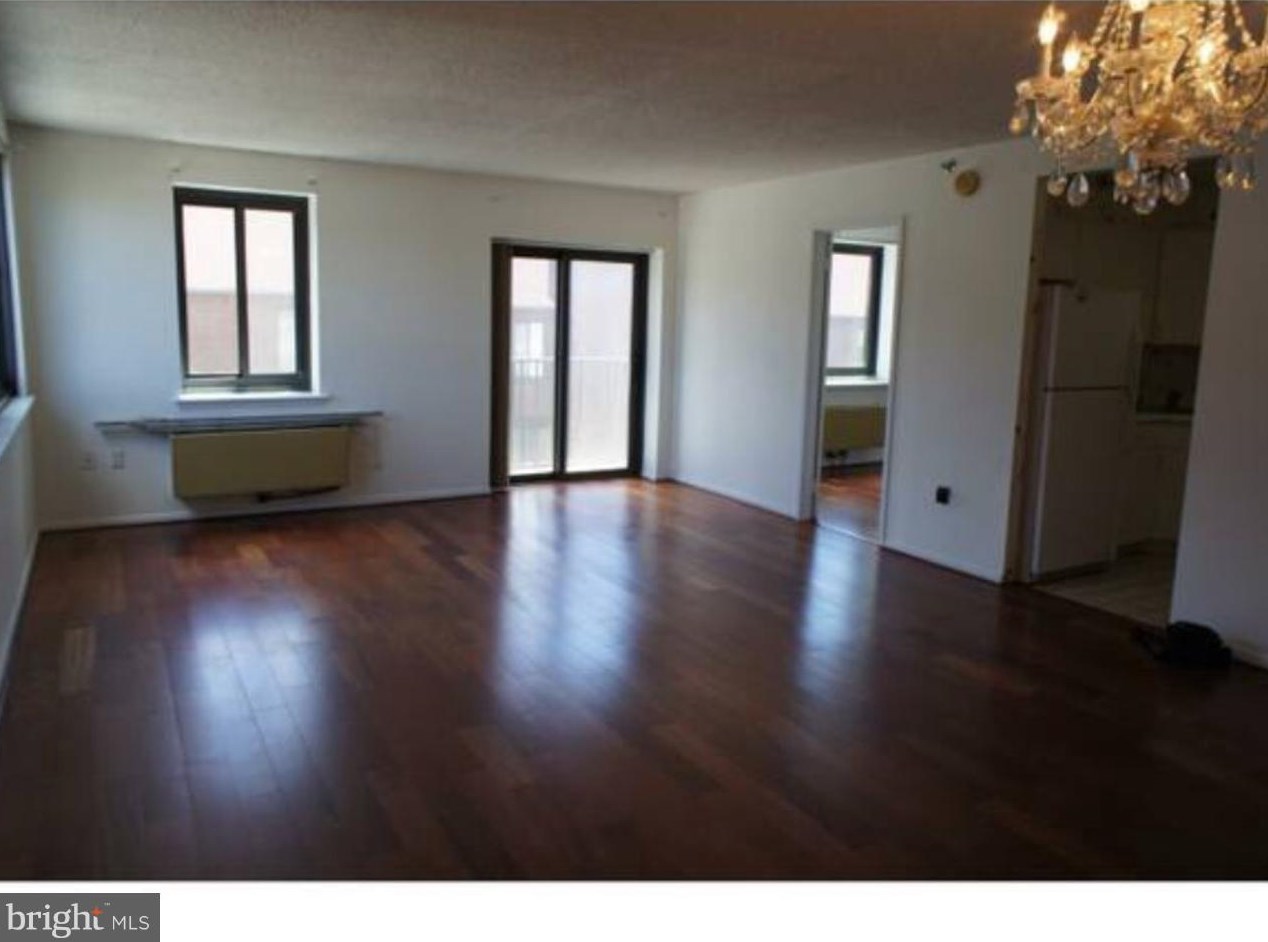 2201 Cherry St #501, Philadelphia, PA 19103