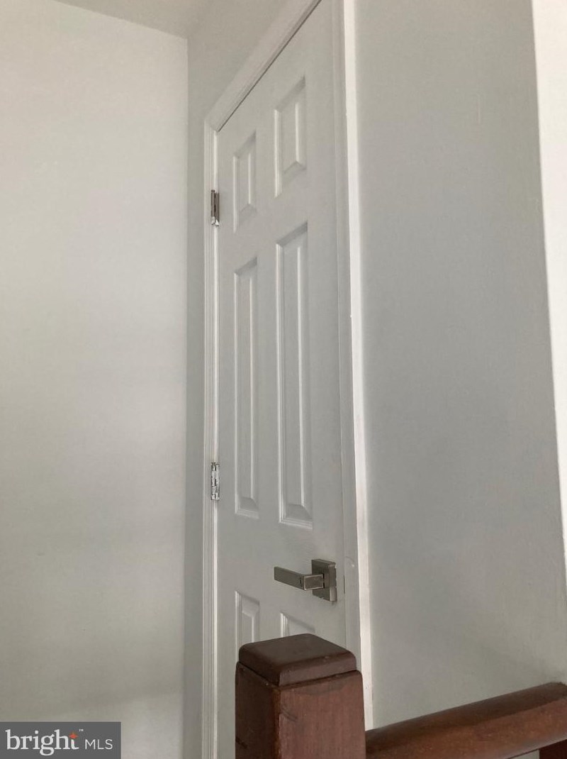 590 Livezey St, Philadelphia PA 19128-4415 exterior