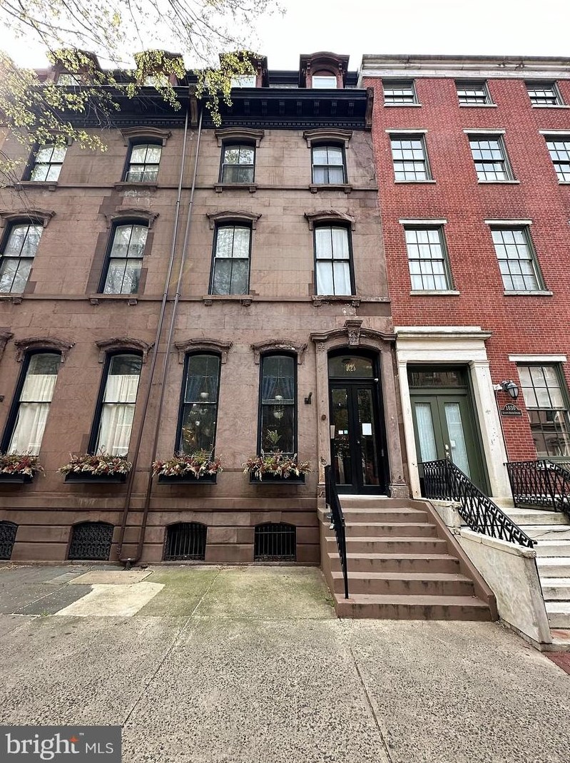 1028 Spruce St #3, Philadelphia, PA 19107